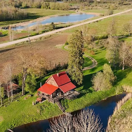 Brivdienu Maja Straumeni * Pāle